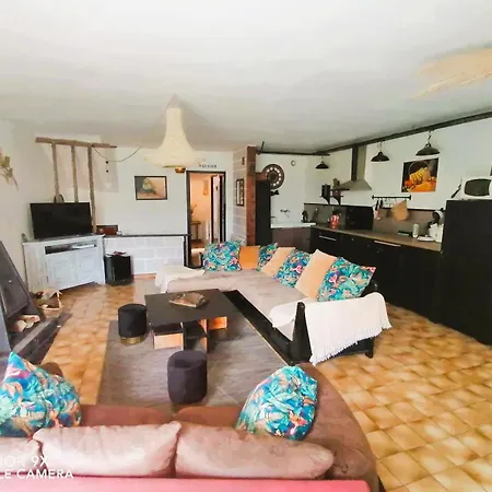 Apartment Maison Au Coeur Du Village De Sur Agout La Salvetat-sur-Agout